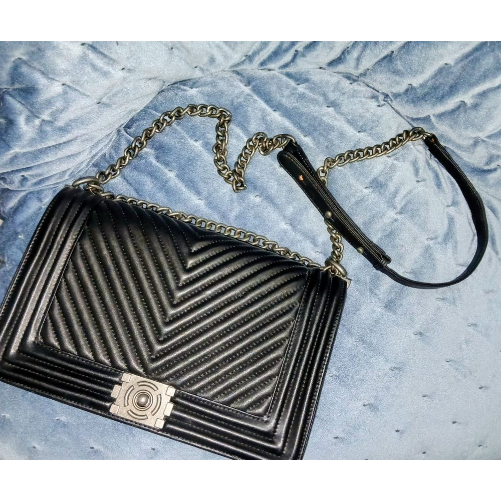 Women's Black LTL London Black Leather Medium Flap Chain Bag